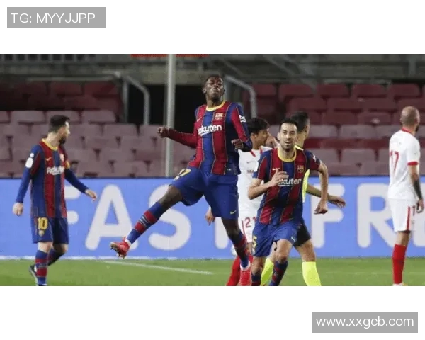 利物浦赛场爆发小插曲，裁判如何处理？