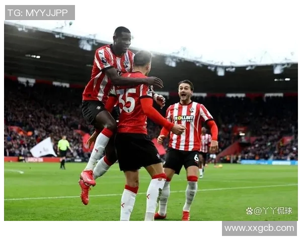 英超焦点战前瞻:红军能否客场取分? 英超焦点战前瞻:红军能否客场取分?