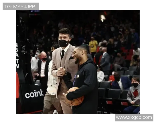 利拉德赛场小动作引发热议球迷争议不断深度分析背后原因